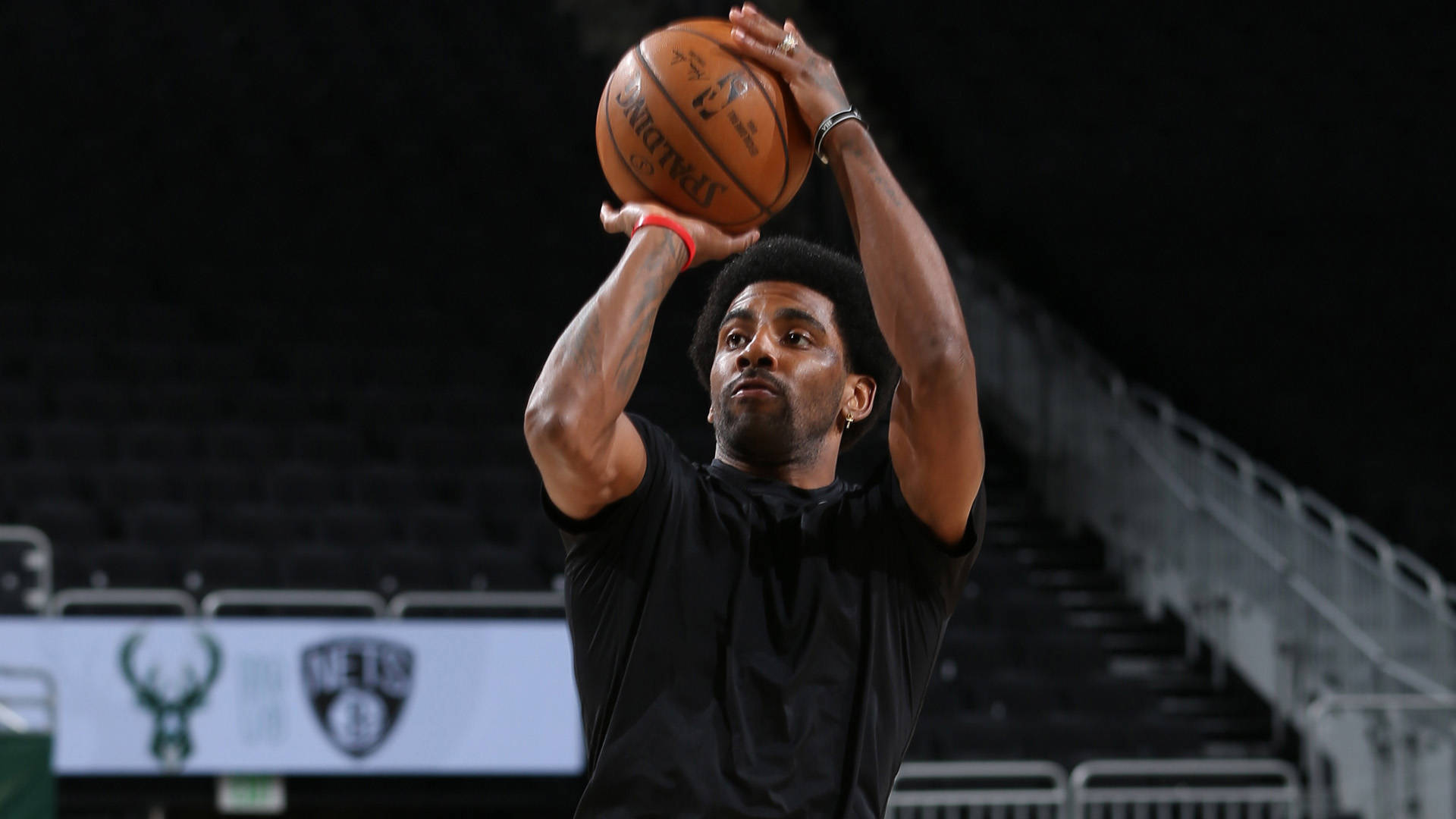 冠军集团倾 冠军集团倾