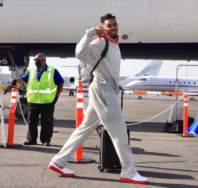 此球体现拜 此球体现拜